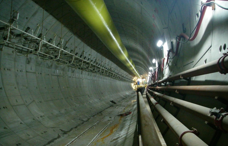 conveyor_01_tunnel