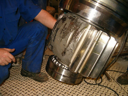 01_broken-pinion-of-manin-drive1