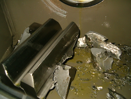 02_rests-of-pinion-inside-housing