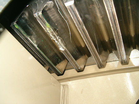 03_damaged-teeth-of-main-gear